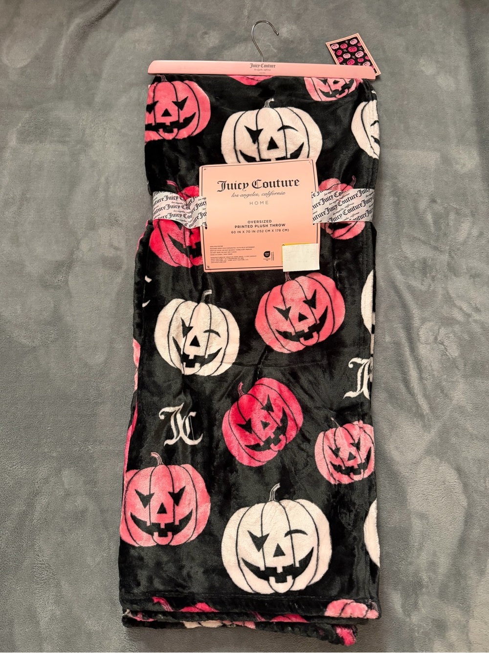 NEW VIRAL Juicy Couture Black Pink White Pumpkin Plush Throw BLANKET 60x70